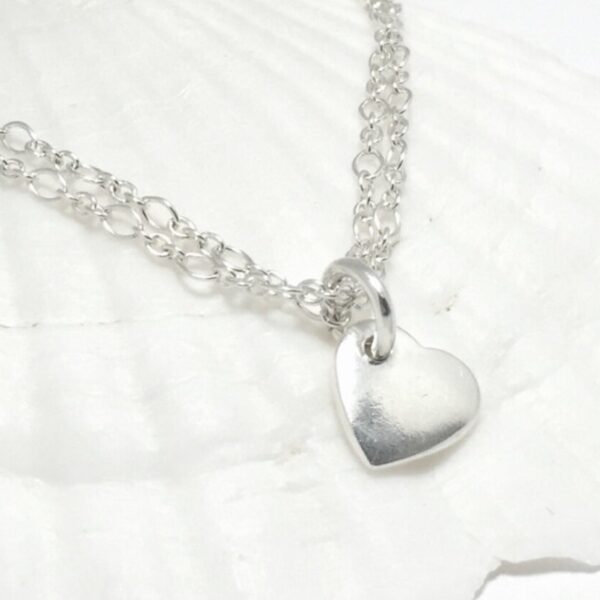 2.5mm Chain Heart Necklace