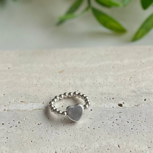 Heart Bead Ring on Elastic