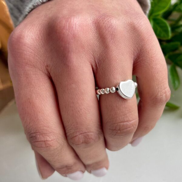 Heart Bead Ring on Elastic