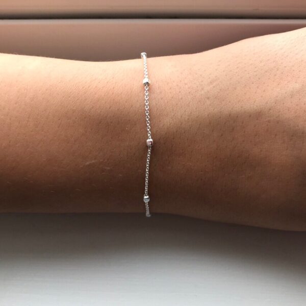 1.5mm x 2mm Chain Square Beads Bracelet