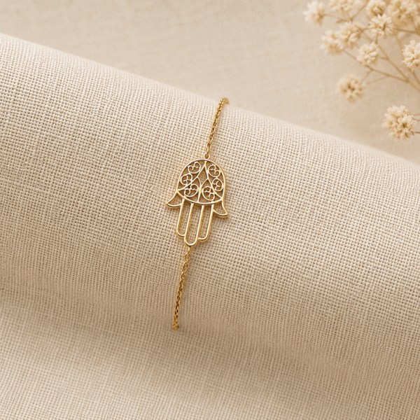 10 karat Gold Hamsa Bracelet