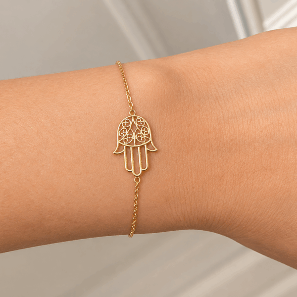 10 karat Gold Hamsa Bracelet