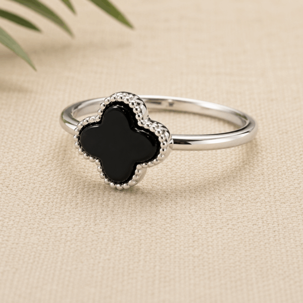 Sterling Silver Clover Ring
