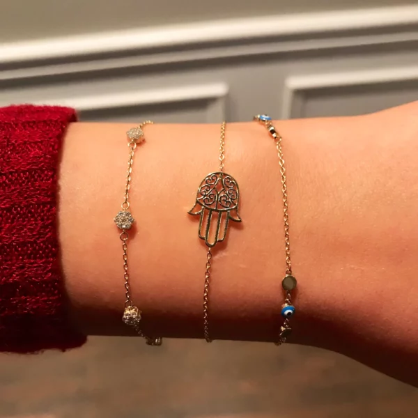 10 karat Gold Hamsa Bracelet